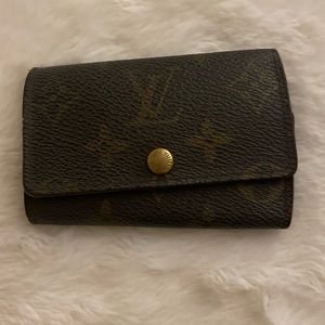 Louis Vuitton Monogram Multicle 6 Key Case
